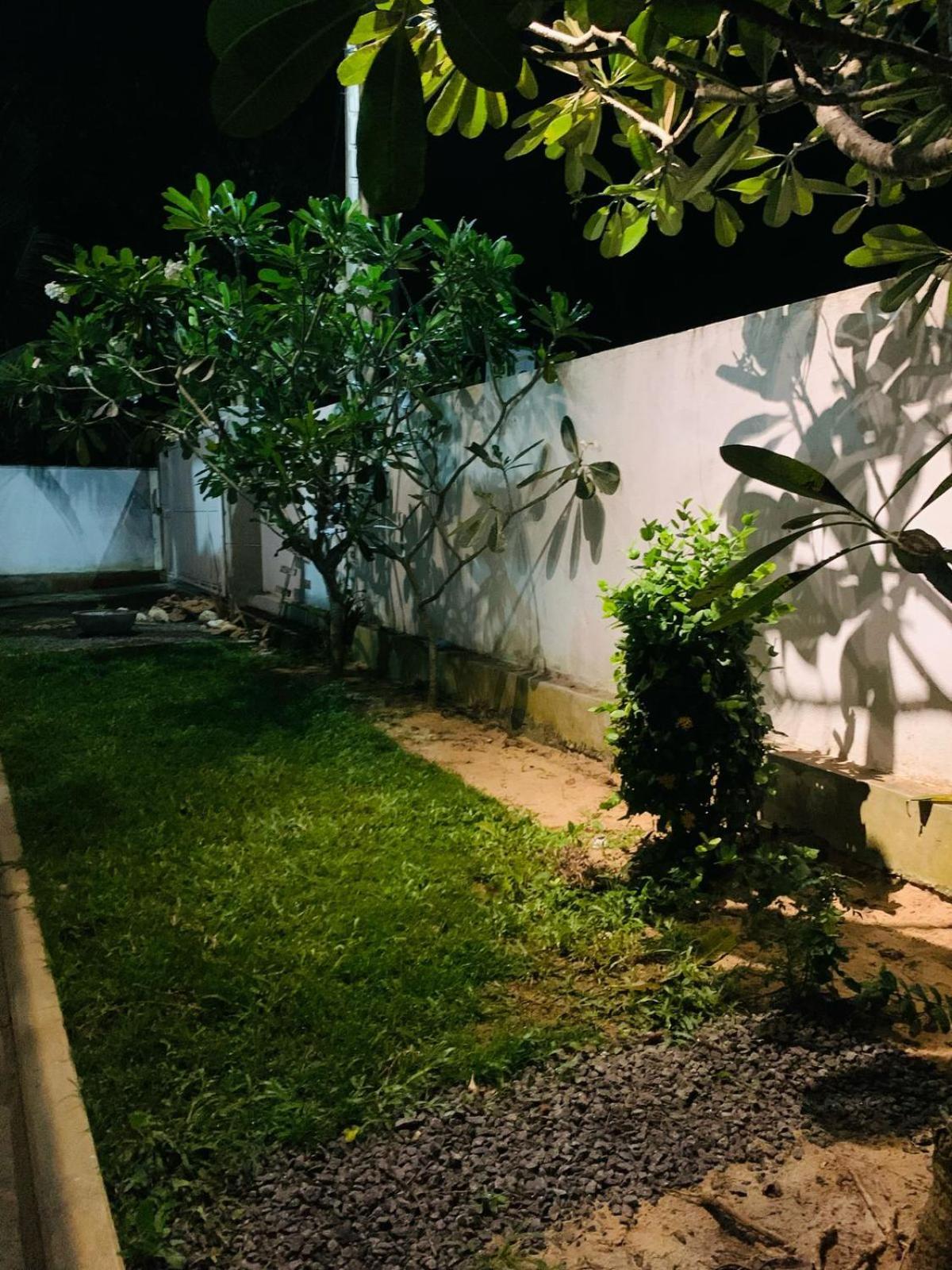 Ayu Hostel Ambalangoda (Galle) Exterior foto